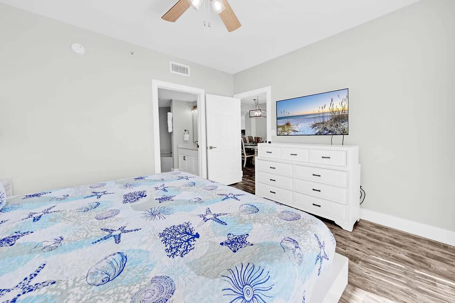 Majestic Beach Towers 1-1603 Panama City Beach